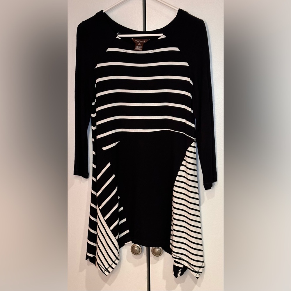 Multiples Black and White Tunic. Size S